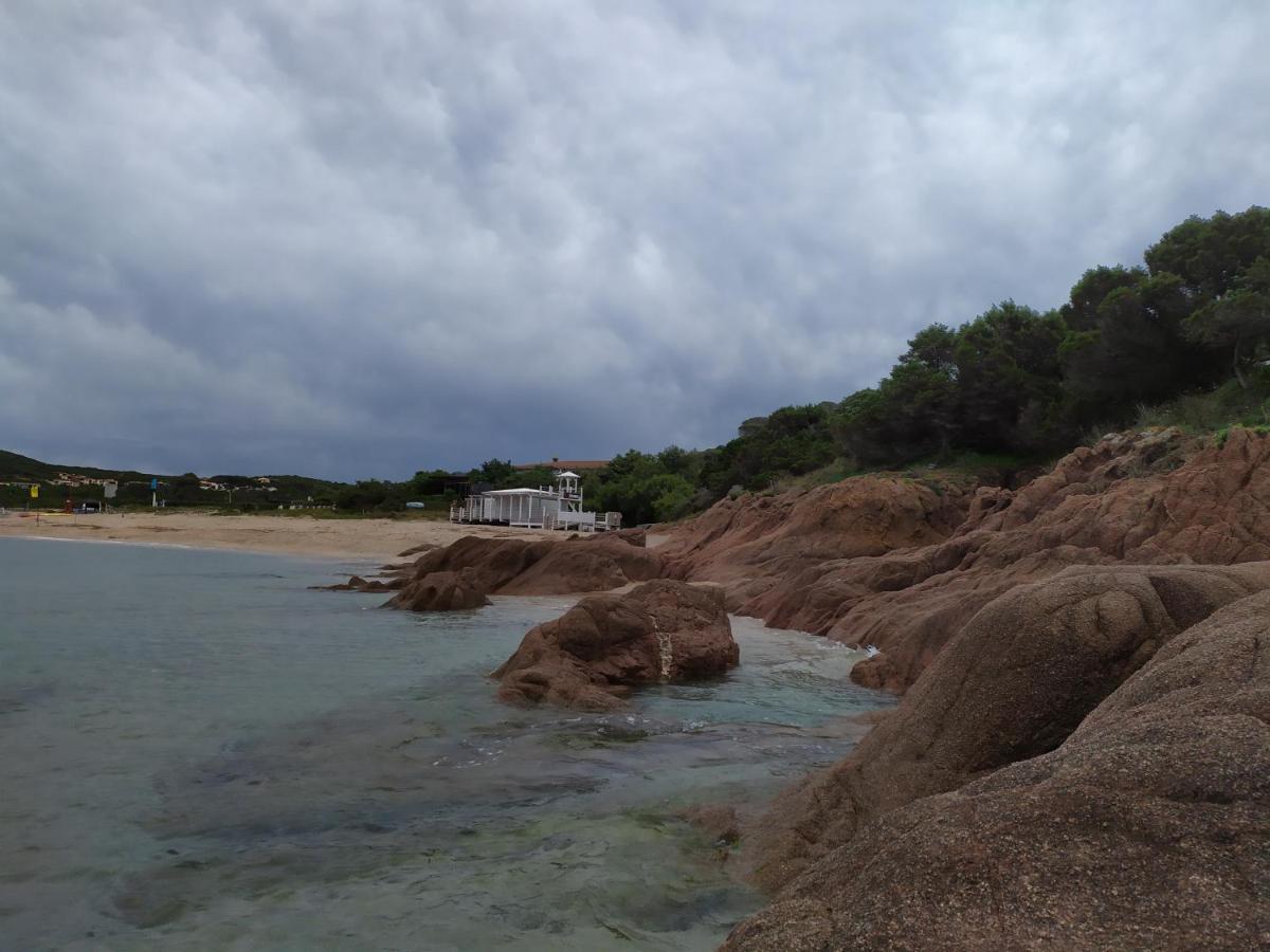 Casa Mare Cala Rossa Appartement Trinità dʼAgultu Buitenkant foto